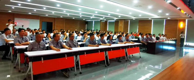 百年禮贊頌黨旗，同心起航唱紅歌